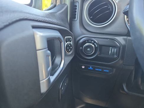 Used 2023 Jeep Wrangler Unlimited w/ Cold Weather Group AWD/4WD image 22