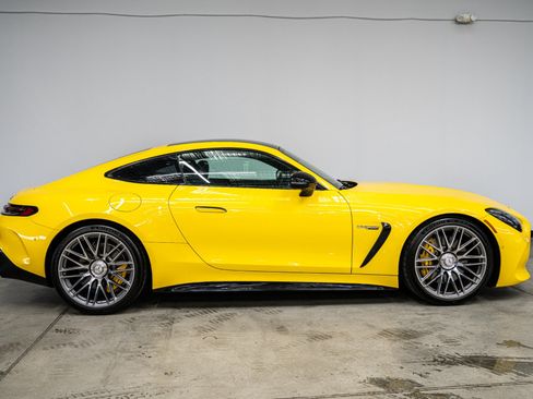 Used 2024 Mercedes-Benz AMG GT 63 image 40