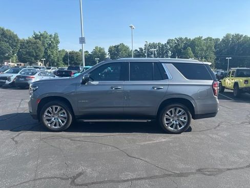 Used 2021 Chevrolet Tahoe LT w/ LT Signature Package AWD/4WD image 2
