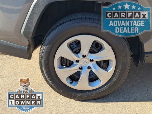 Used 2024 Toyota RAV4 LE image 4