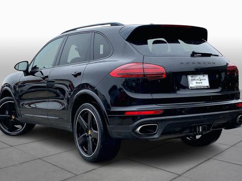 Used 2018 Porsche Cayenne Platinum Edition image 10