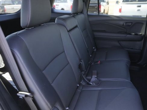 Used 2022 Honda Passport EX-L image 17