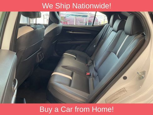Used 2025 Toyota Camry SE FWD image 10