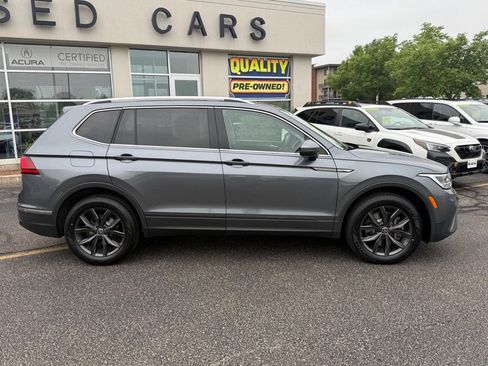Certified 2023 Volkswagen Tiguan SE AWD/4WD image 2