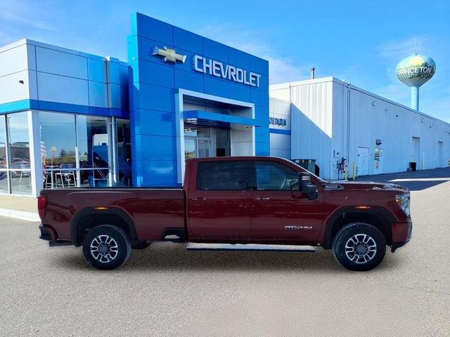 Used 2022 GMC Sierra 2500 AT4 AWD/4WD image 2