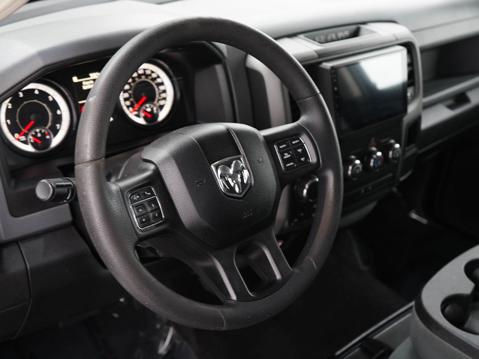 Used 2018 RAM 1500 Express w/ Express Value Package AWD/4WD image 18