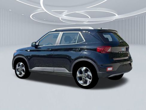 New 2026 Hyundai Venue SEL FWD image 4