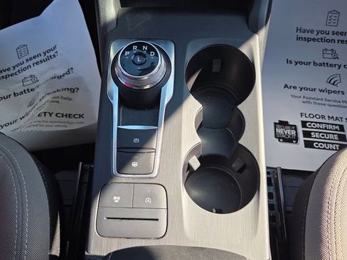 Used 2022 Ford Escape SE w/ Convenience Package FWD image 18