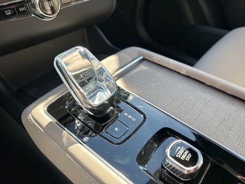 New 2026 Volvo XC90 B5 Plus w/ Protection Package image 14