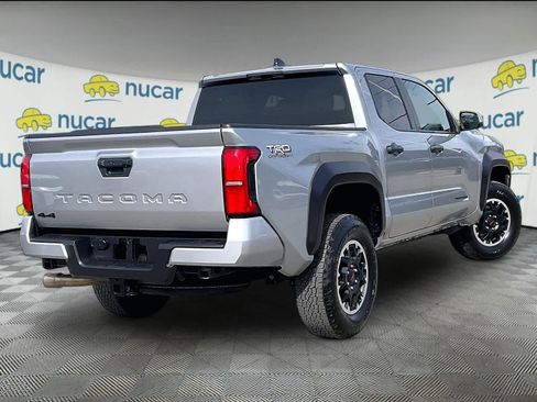 Used 2025 Toyota Tacoma TRD Off-Road image 6