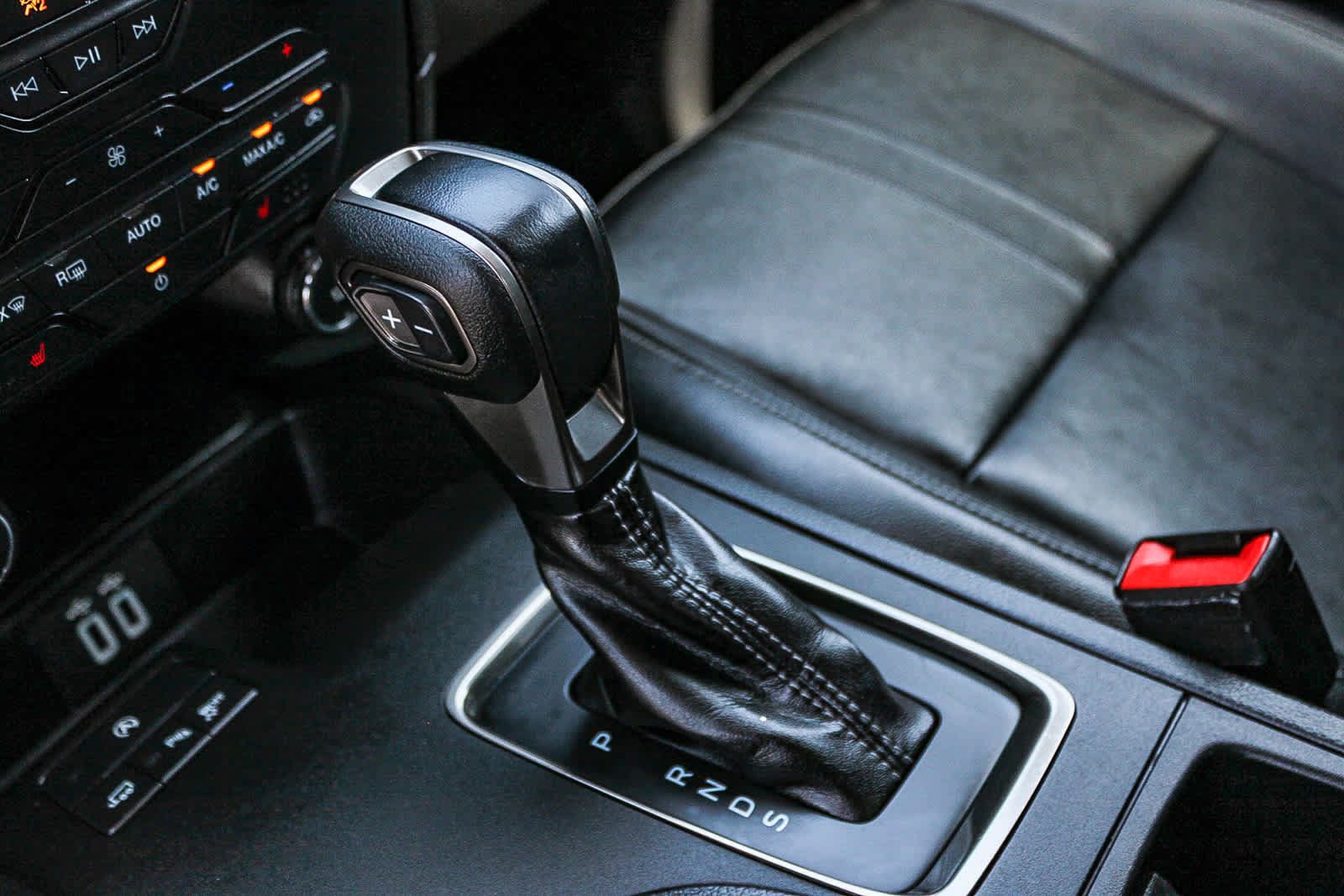 Used 2019 Ford Ranger Lariat w/ Equipment Group 501A Mid RWD image 19