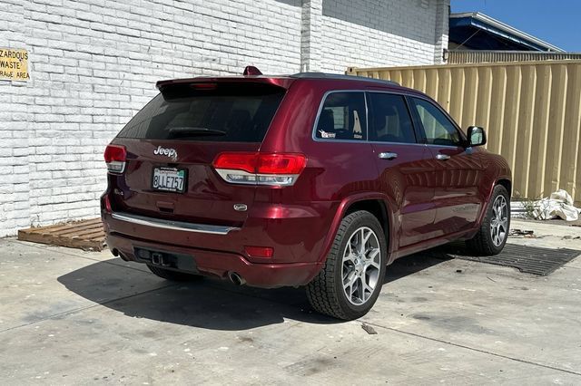 Used 2019 Jeep Grand Cherokee Overland AWD/4WD image 5