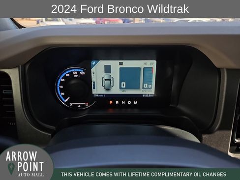 Used 2024 Ford Bronco Wildtrak AWD/4WD image 26