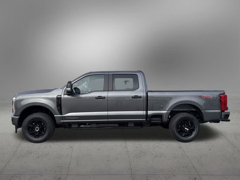 Used 2026 Ford F250 XL w/ STX Appearance Package image 2