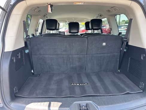 Used 2022 Nissan Armada SV image 20