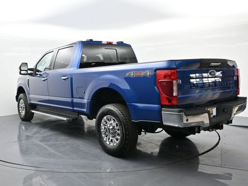 Used 2022 Ford F350 Lariat w/ Chrome Package image 8