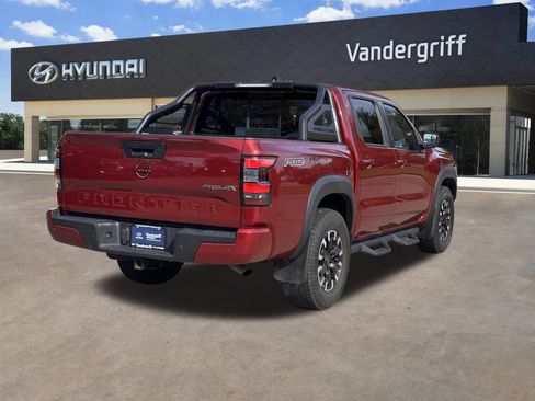 Used 2022 Nissan Frontier PRO-4X w/ Technology Package image 14