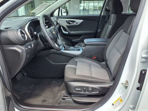 Used 2024 Chevrolet Blazer LT w/ Convenience Package FWD image 19