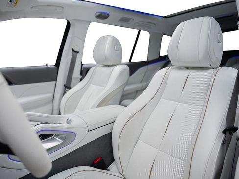 Used 2022 Mercedes-Benz Maybach GLS 600 4MATIC image 34