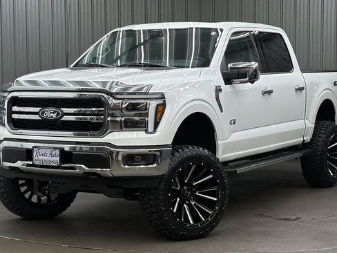 Used 2025 Ford F150 Lariat w/ Equipment Group 502A High image 1