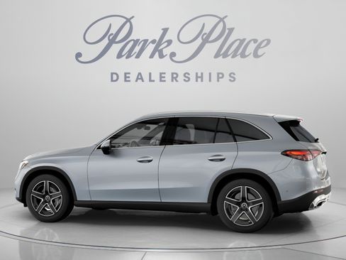 Used 2026 Mercedes-Benz GLC 300 image 9