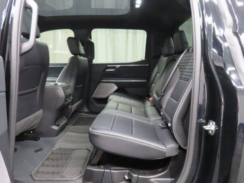 Used 2025 GMC Sierra EV Denali image 10