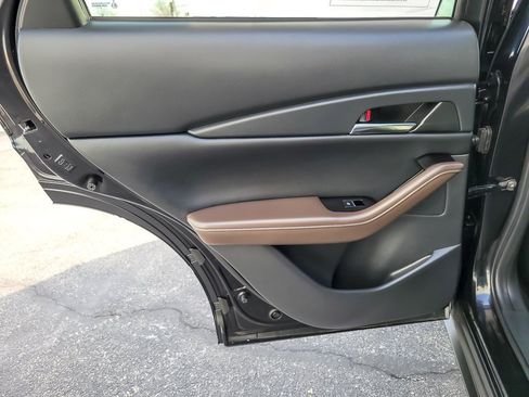 Used 2025 MAZDA CX-30 AWD 2.5 S w/ Premium Package image 18