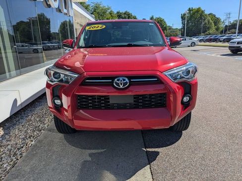 Used 2022 Toyota 4Runner SR5 Premium w/ Moonroof Package RWD image 31