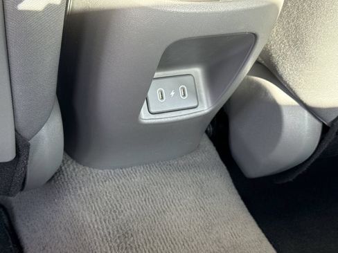 Used 2024 Hyundai Elantra SEL FWD image 11