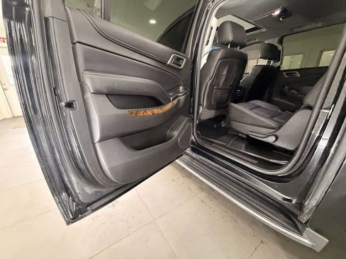 Used 2015 GMC Yukon XL Denali AWD/4WD image 25