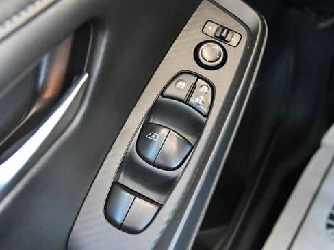 Used 2021 Nissan Sentra SV image 29