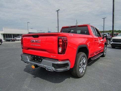 New 2026 GMC Sierra 1500 SLE w/ X31 Off-Road Package image 4