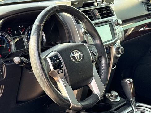 Used 2016 Toyota 4Runner Limited AWD/4WD image 18