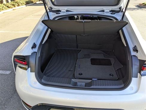 Used 2026 Toyota Prius image 35