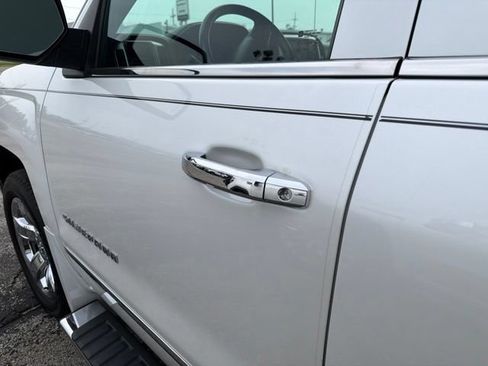 Used 2017 Chevrolet Silverado 1500 LTZ w/ Sport Package AWD/4WD image 32
