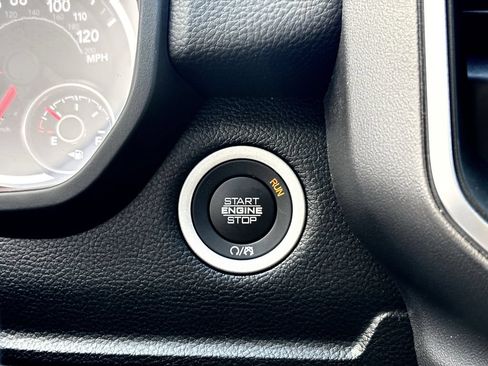 New 2026 RAM 1500 Lone Star AWD/4WD image 17
