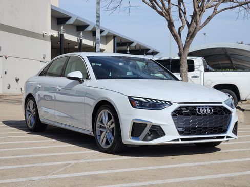 Used 2024 Audi A4 2.0T Premium w/ Convenience Package image 2