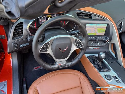 Used 2015 Chevrolet Corvette Z06 w/ 3LZ Preferred Equipment Group image 32