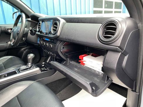 Used 2019 Toyota Tacoma TRD Off-Road image 27