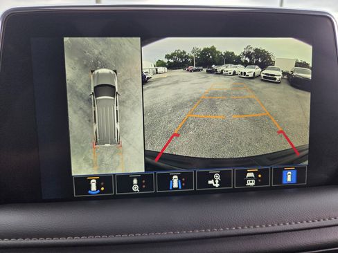 Used 2024 Chevrolet Tahoe High Country AWD/4WD image 25