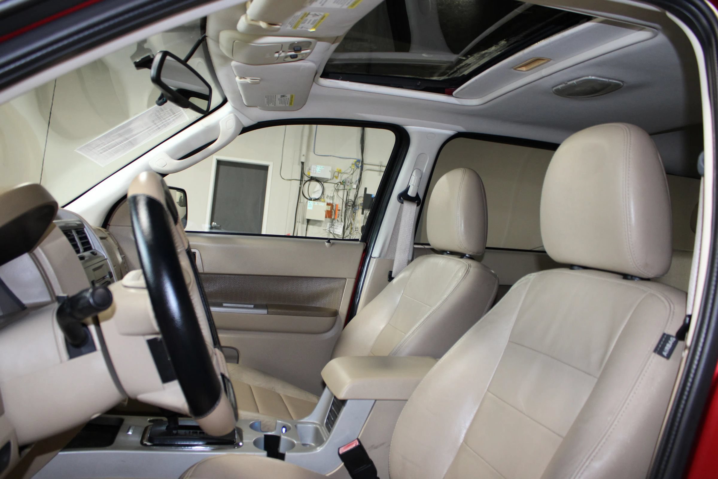 Used 2012 Ford Escape XLT FWD image 22