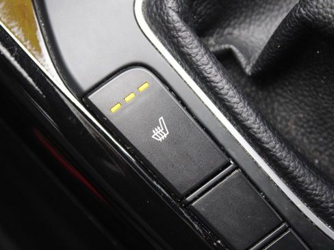 Used 2022 Kia Forte GT image 44