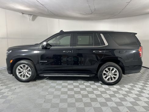 Used 2021 Chevrolet Tahoe Premier w/ Premium Package RWD image 5