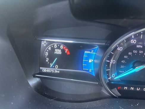 Used 2017 Ford Explorer XLT w/ Equipment Group 202A image 19