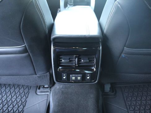 Used 2019 Toyota Avalon Touring w/ Advanced Safety Package FWD image 27