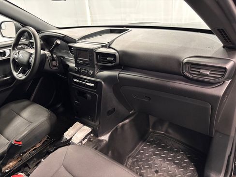 Used 2021 Ford Explorer 4WD Police Interceptor image 17