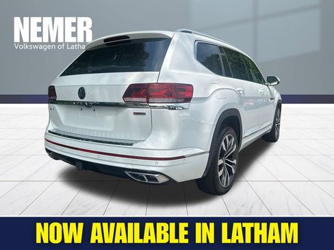 Certified 2022 Volkswagen Atlas SEL Premium AWD/4WD image 4