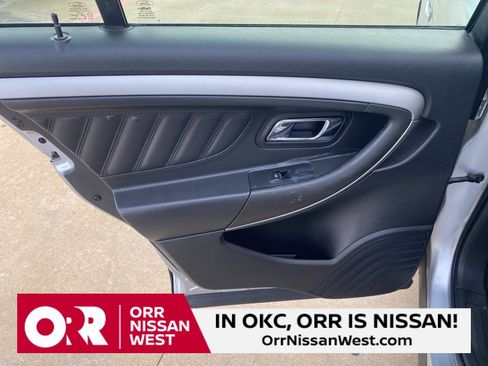 Used 2018 Ford Taurus SEL w/ Equipment Group 201A image 15