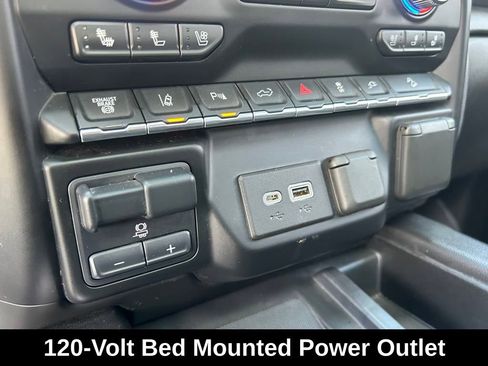 Used 2020 GMC Sierra 2500 AT4 w/ AT4 Premium Package image 22