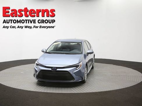 Used 2025 Toyota Corolla LE FWD image 47